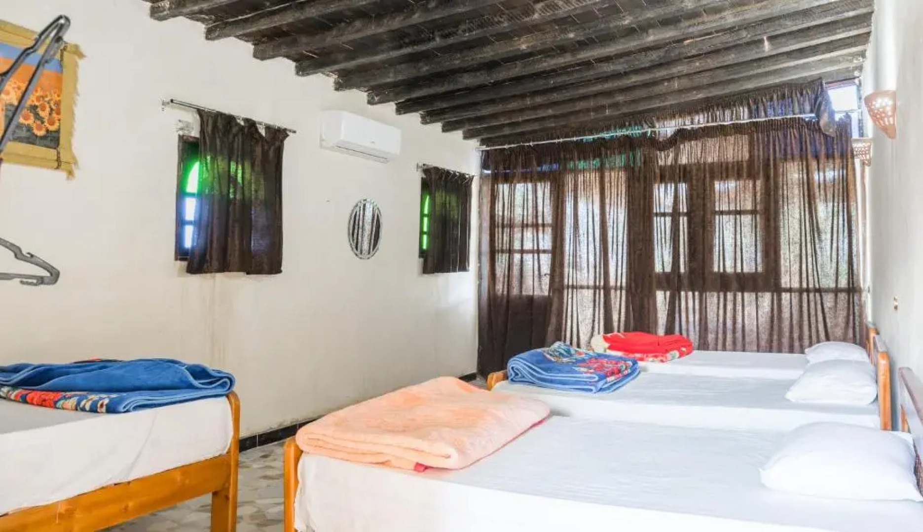 Zad Elmosafer Guest House