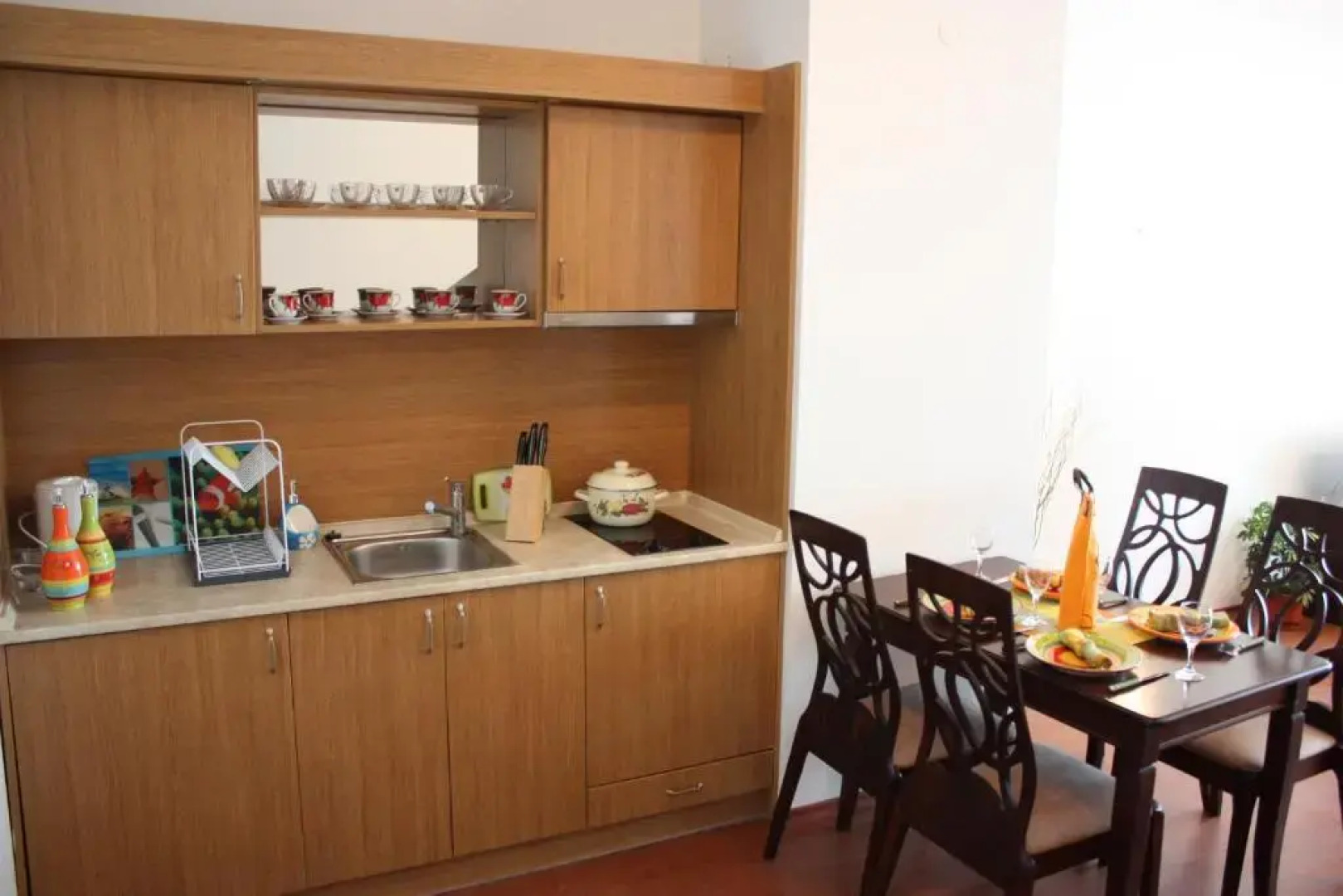 White Coast Beach Apartments