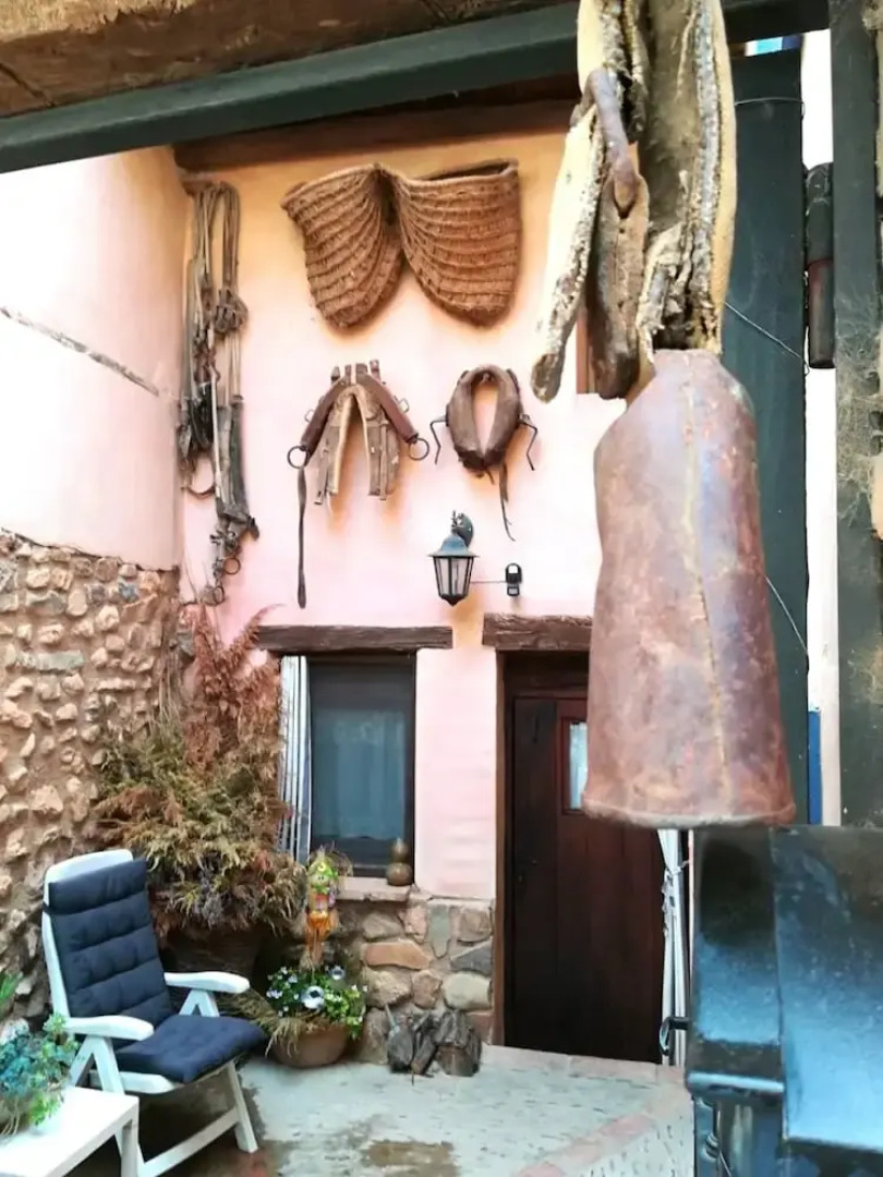 House With 5 Bedrooms in Santa Cruz de Moncayo, With Terrace