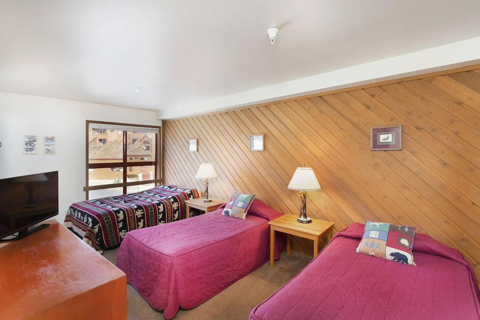 Aspen Creek by 101 Great Escapes