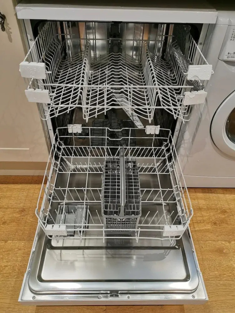 Purple Hart Homes - Station Cottage