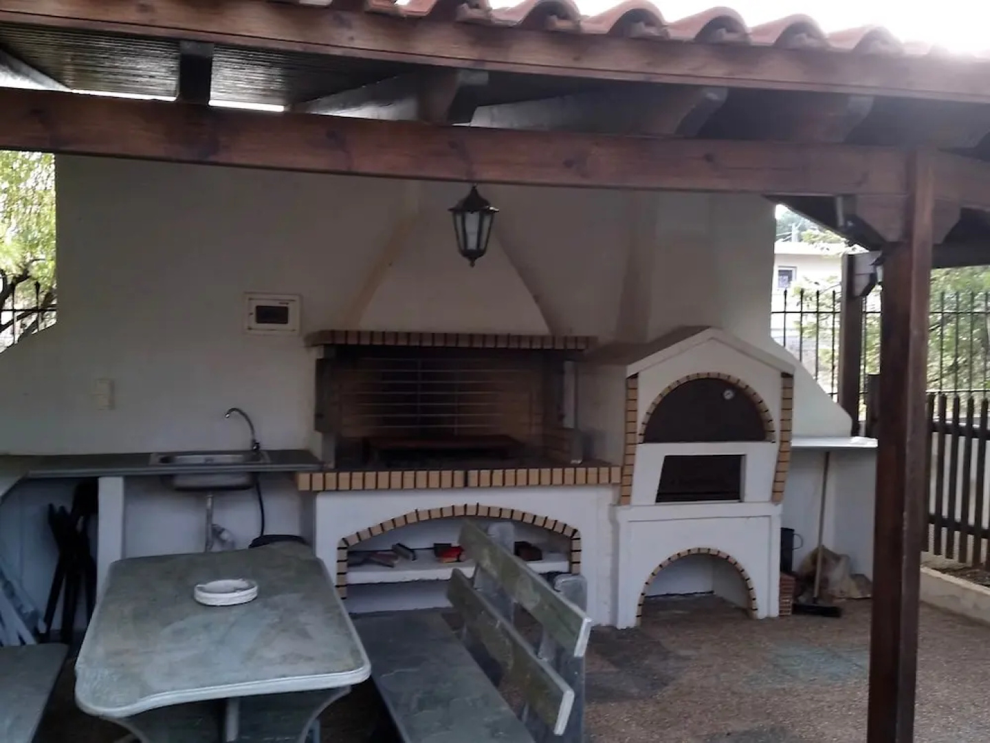 Villa Leonidas Near Athens Airport