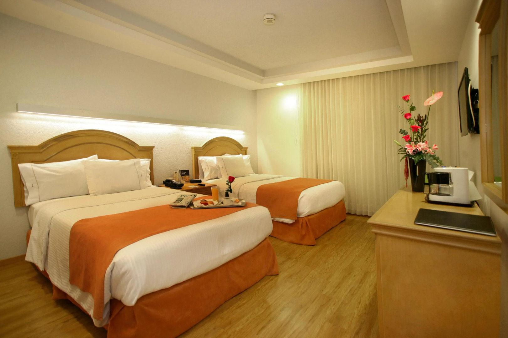 Hotel Horizon and Convention Center