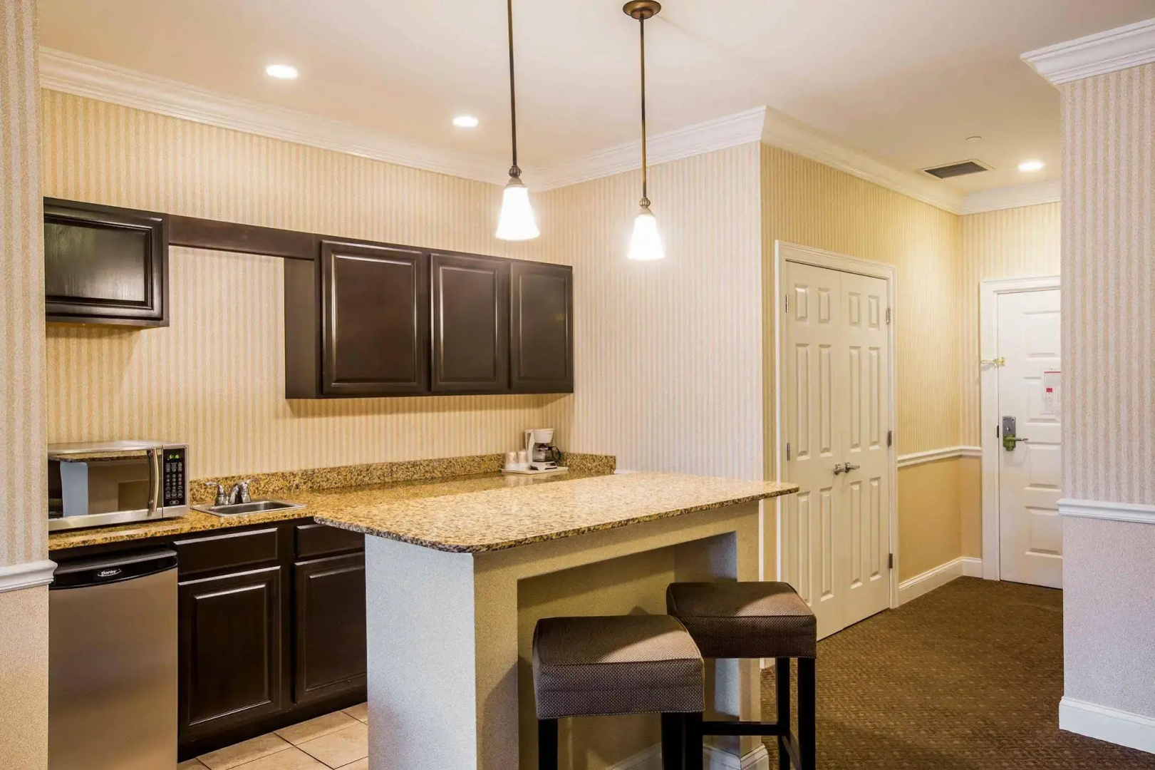 Comfort Inn & Suites Plattsburgh - Morrisonville