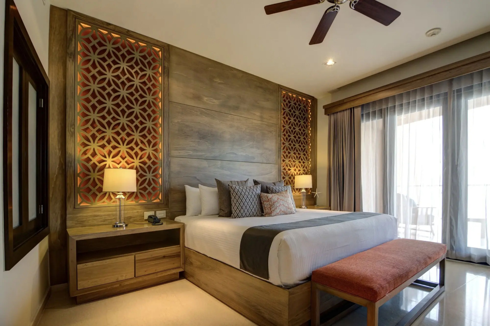 Puerta Cortes Residences