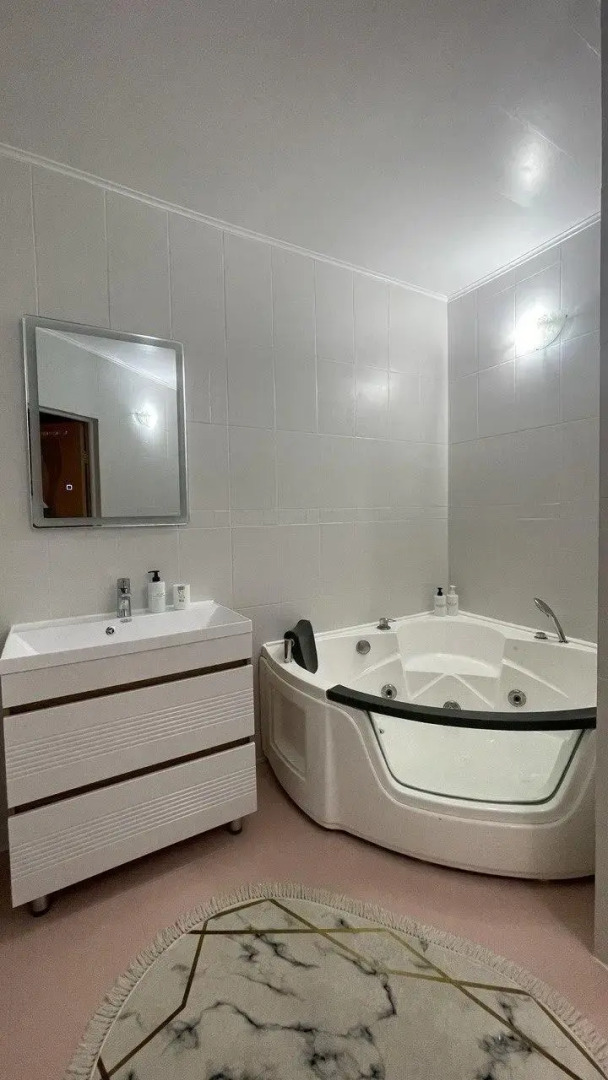 Апартаменты на проспекте Исатая Тайманова 58