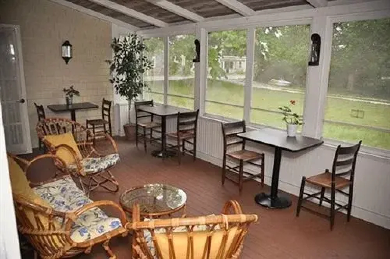 Belvedere Inn
