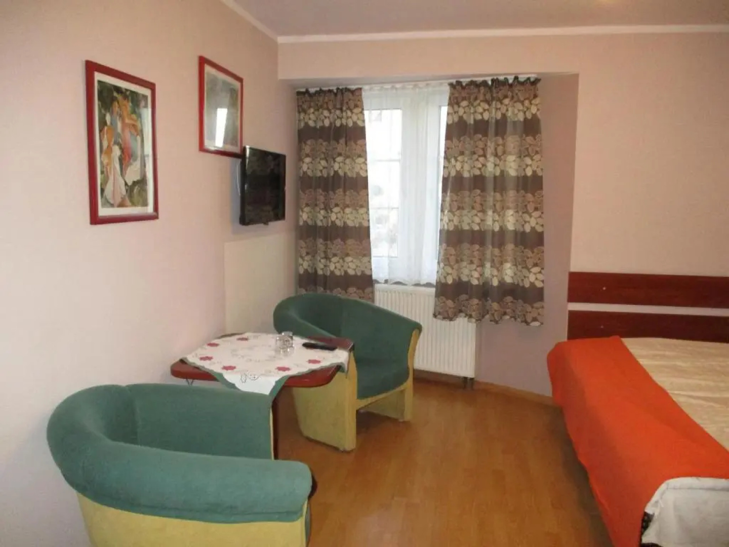 Hotel Pod Platanami