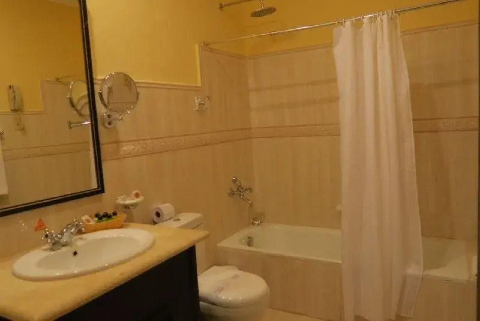 Hotel E La Avellaneda