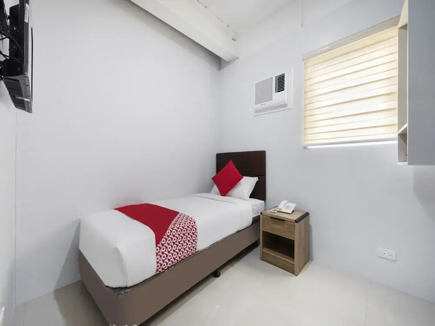 OYO 515 Finnex Hotel (Vaccinated Staff)