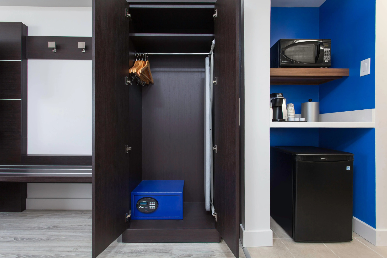 Holiday Inn Express & Suites Mississauga-Toronto Southwest by IHG