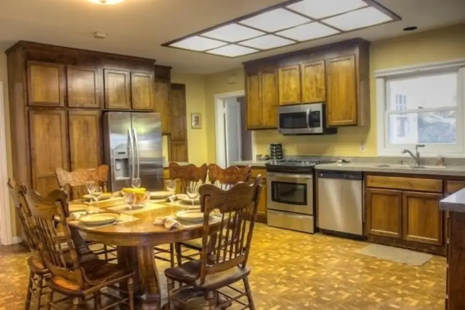 Historic Petaluma Vacation Rental on 1860s Farm!