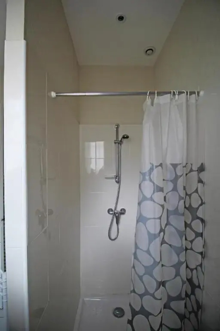 Appartement rénové 2 chambres les pieds dans l'eau