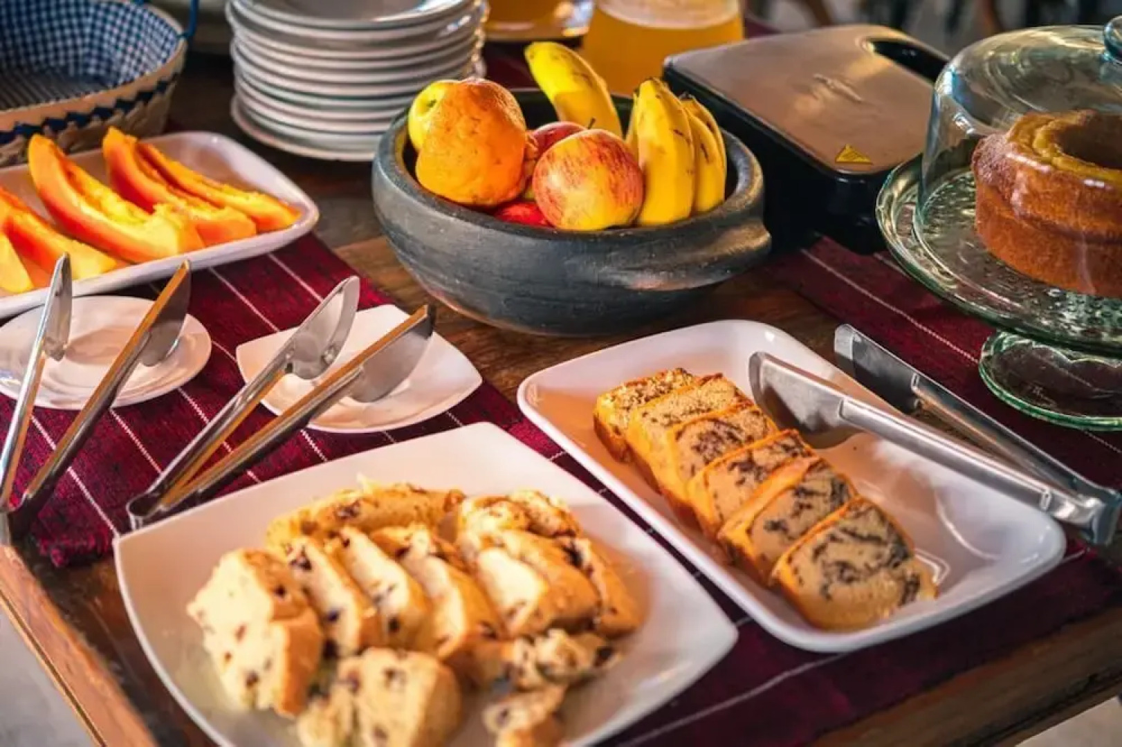 Mar Egeu Arte & Pouso