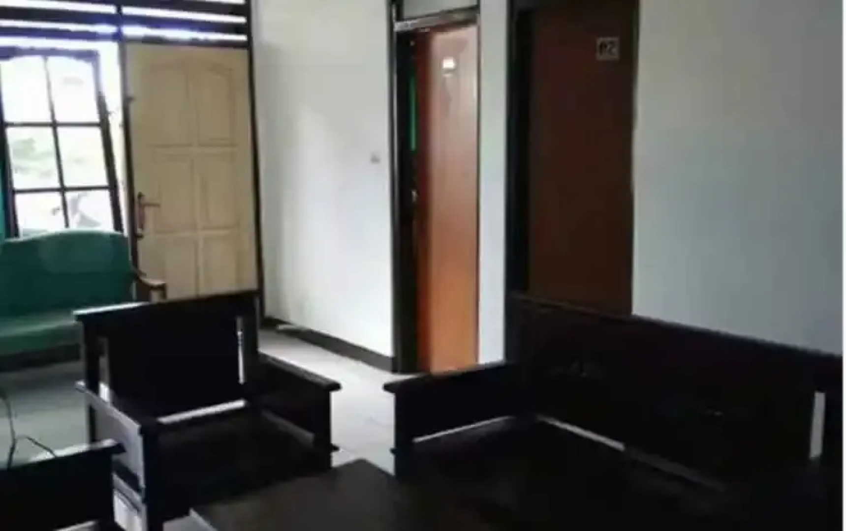 Hotel Teratai Putih