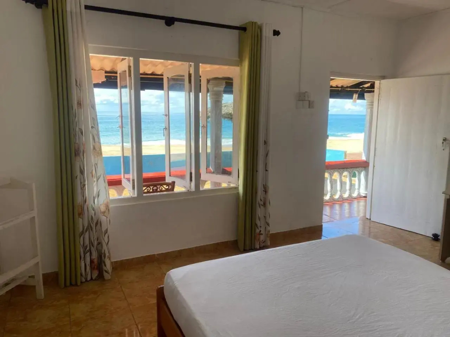 Happy Beach Guest House