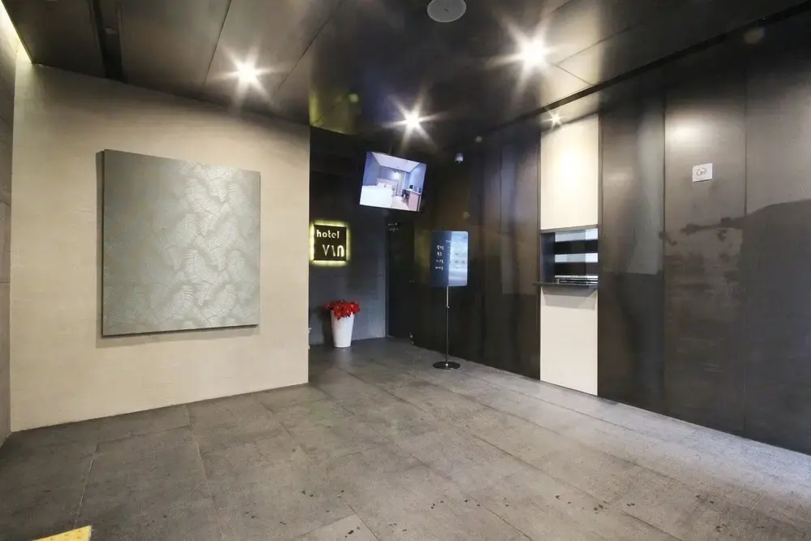 Changwon Jinhae Yongwon Hotel VIN
