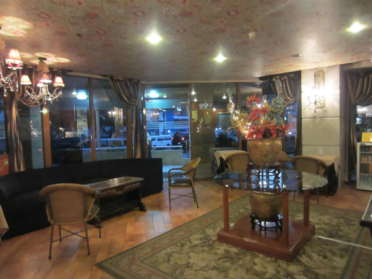 Corporate Executive Orient Suites