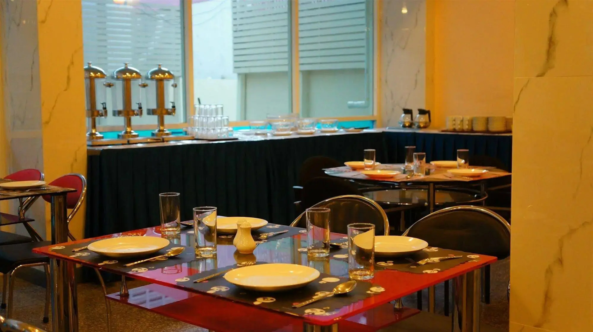 J TWO S Pratunam Hotel