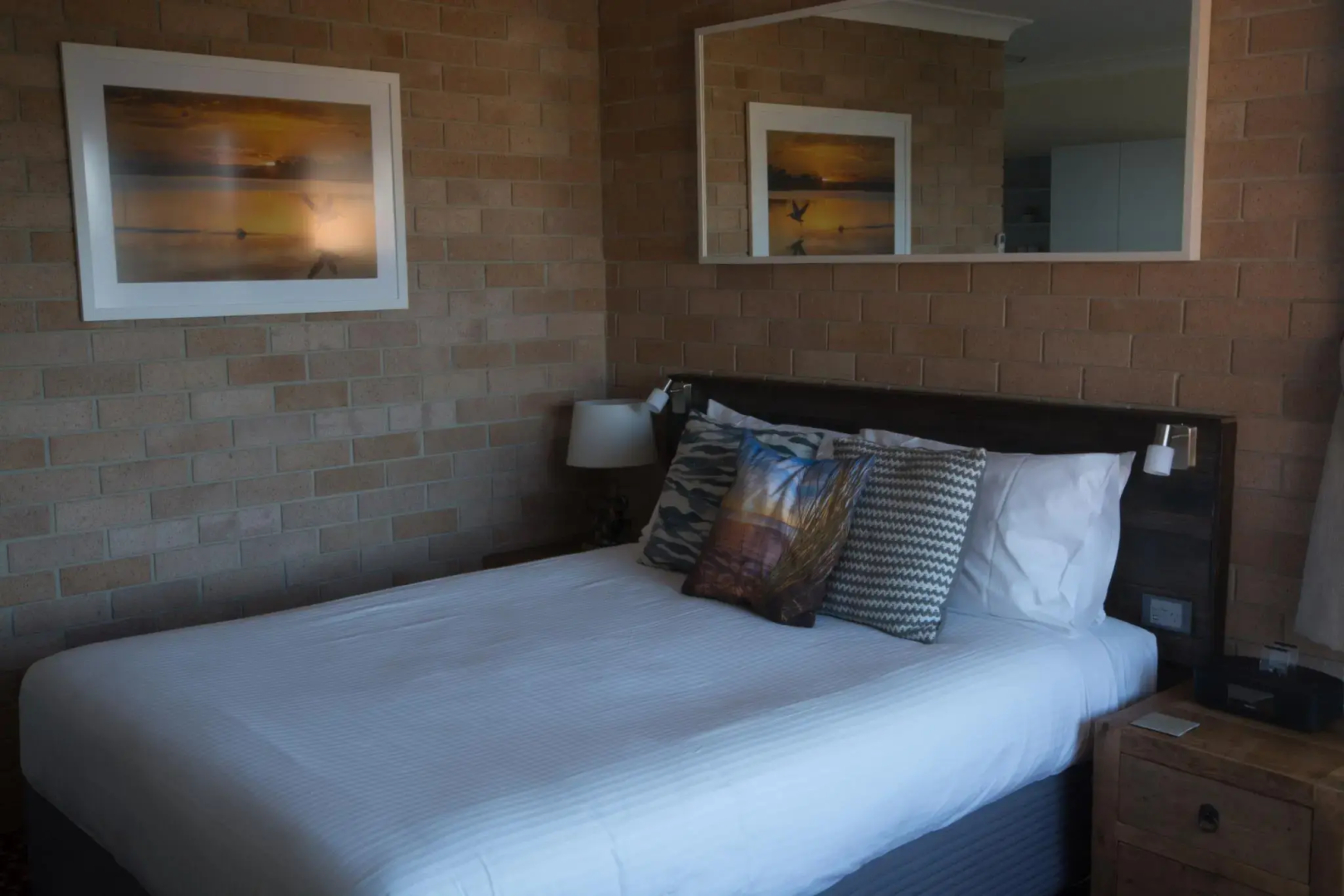 Anchor Bay Motel