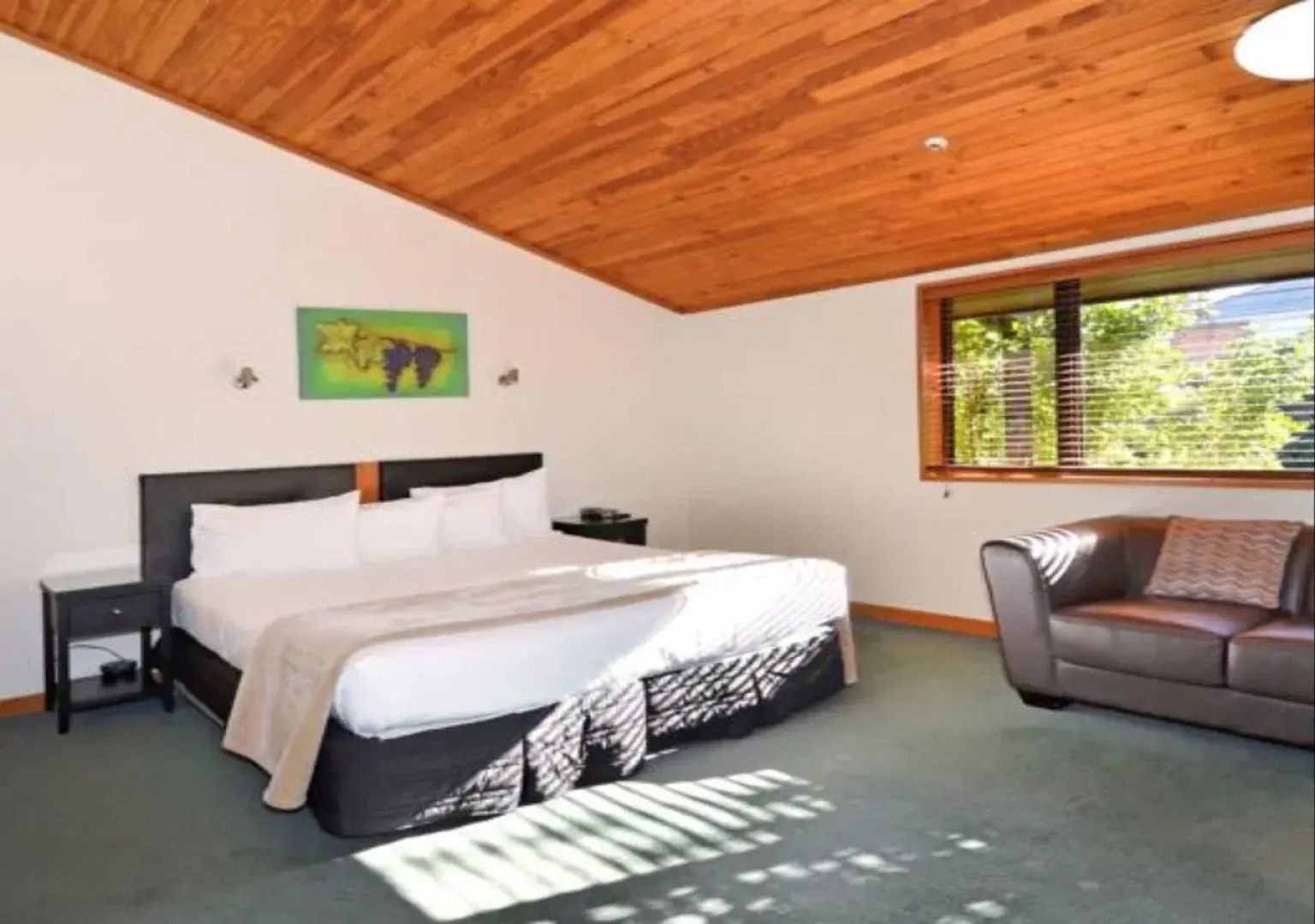 Riverside Hotel Marlborough