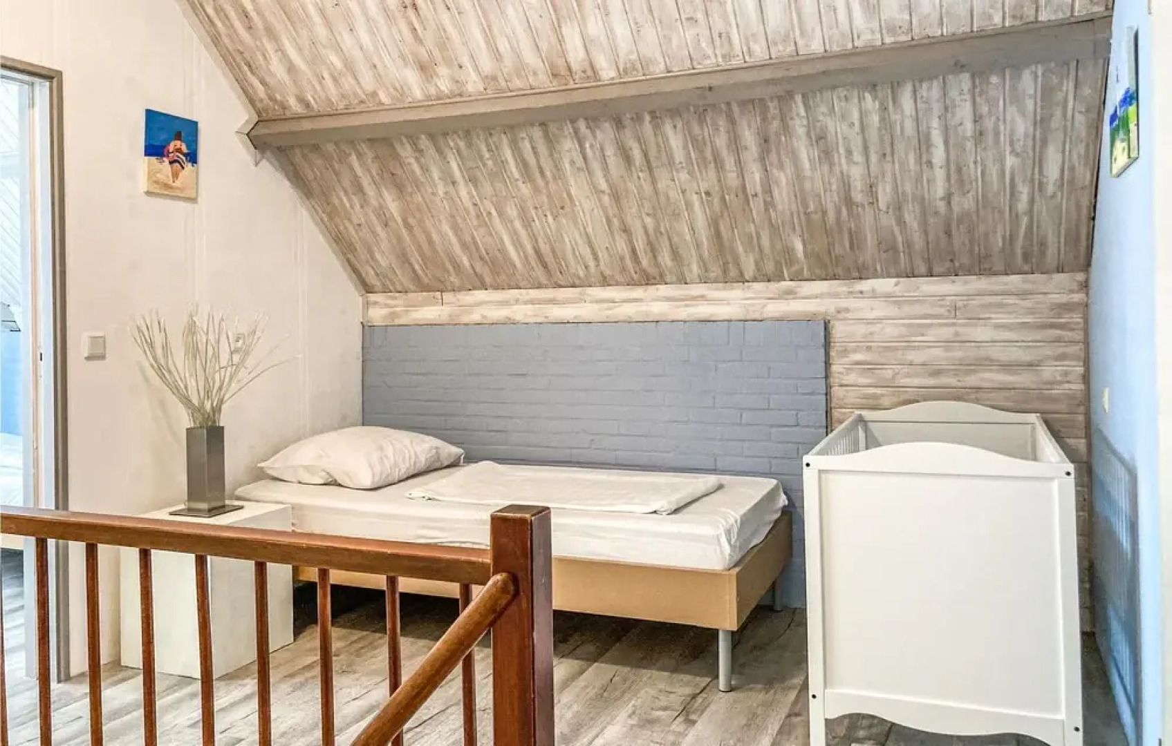 Awesome Home in Bruinisse With Wifi and 4 Bedrooms