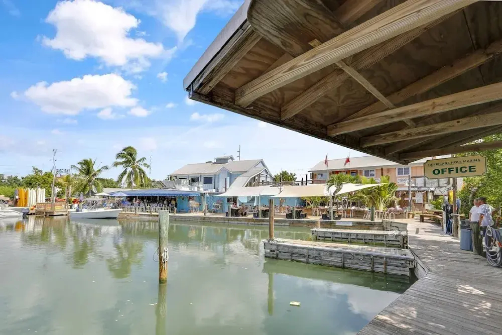 Coral Palm by Avantstay Key West Walkable Gated Community & Shared Pool