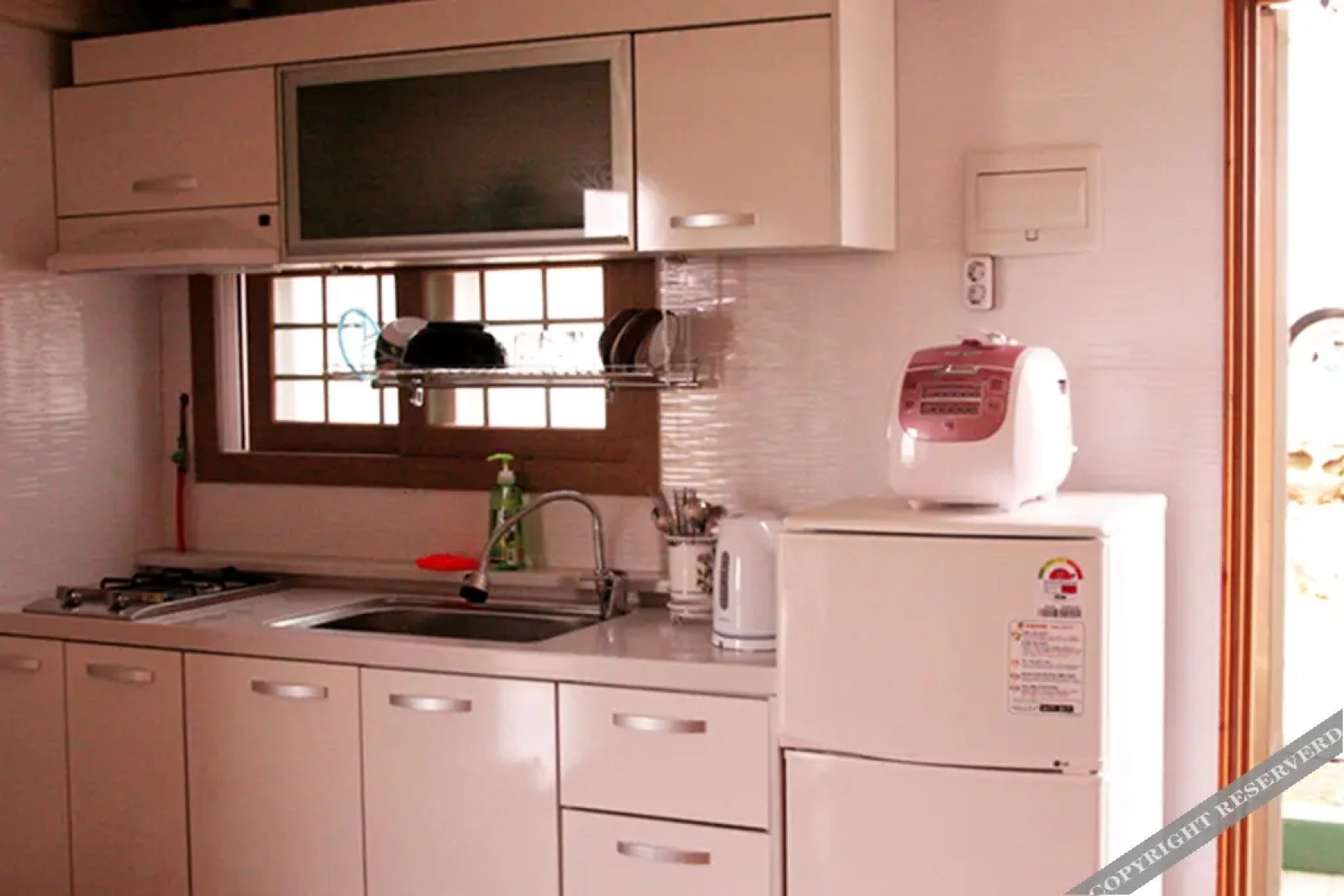 Jeju Poyoyo Pension And Guest House