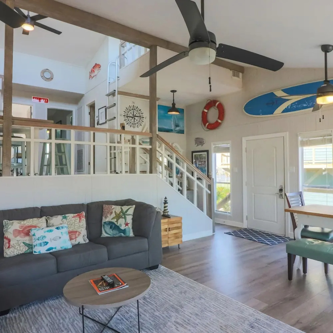 Come Stay - and Sail Away - at This Lovely Canal Home