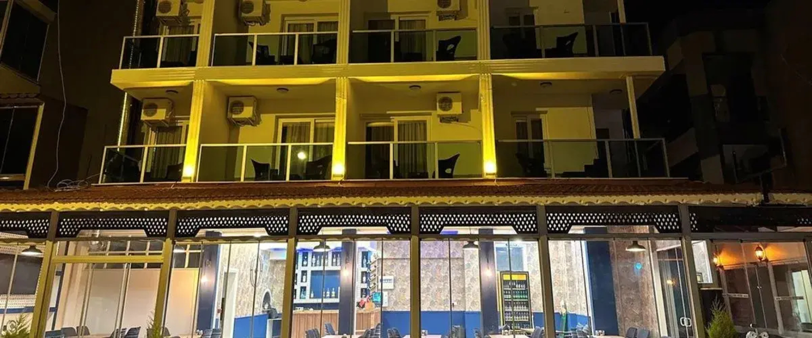 Tropicana Hotel