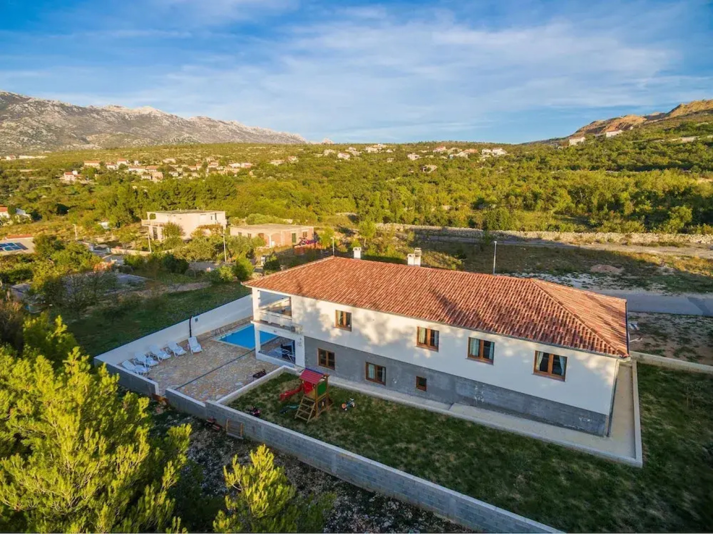 Villa More With Pool and Garden