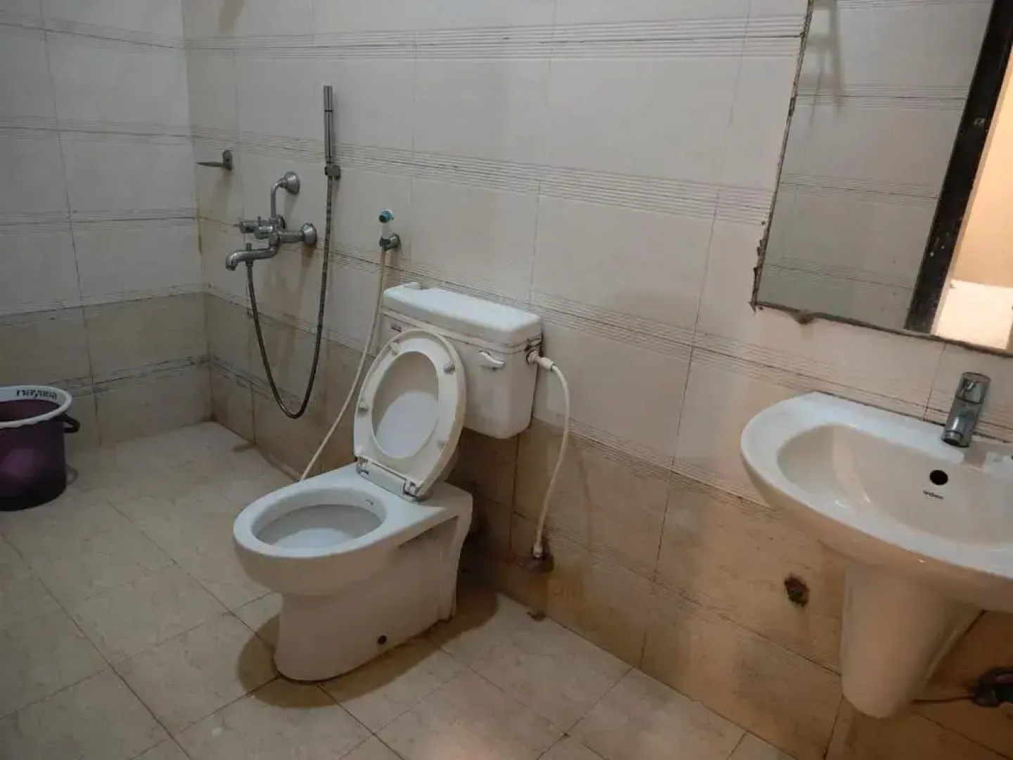 Hotel Senapati Residency by OYO Rooms