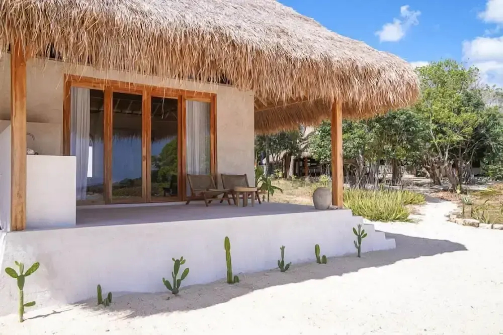 Rote Beach Bungalows