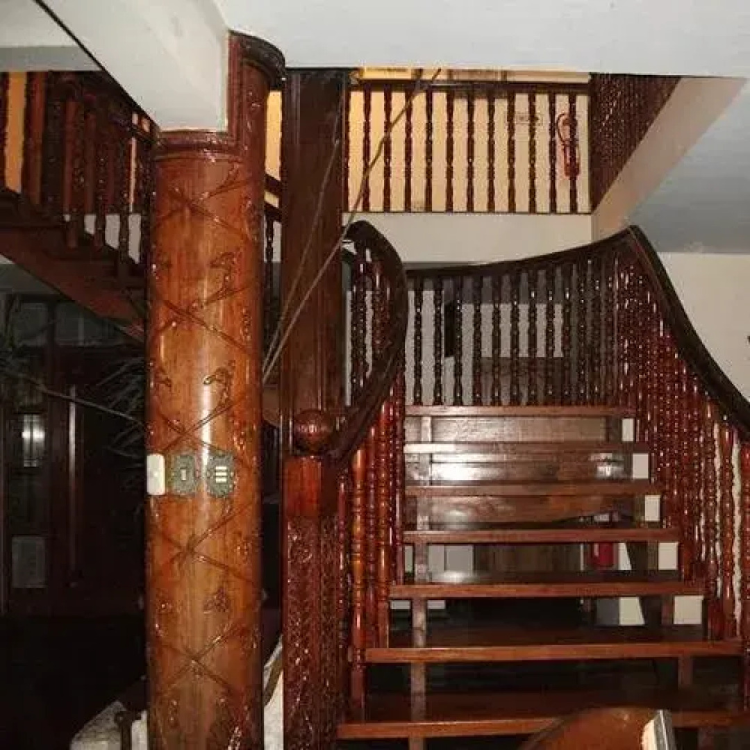 La Catalina Hotel and Suites