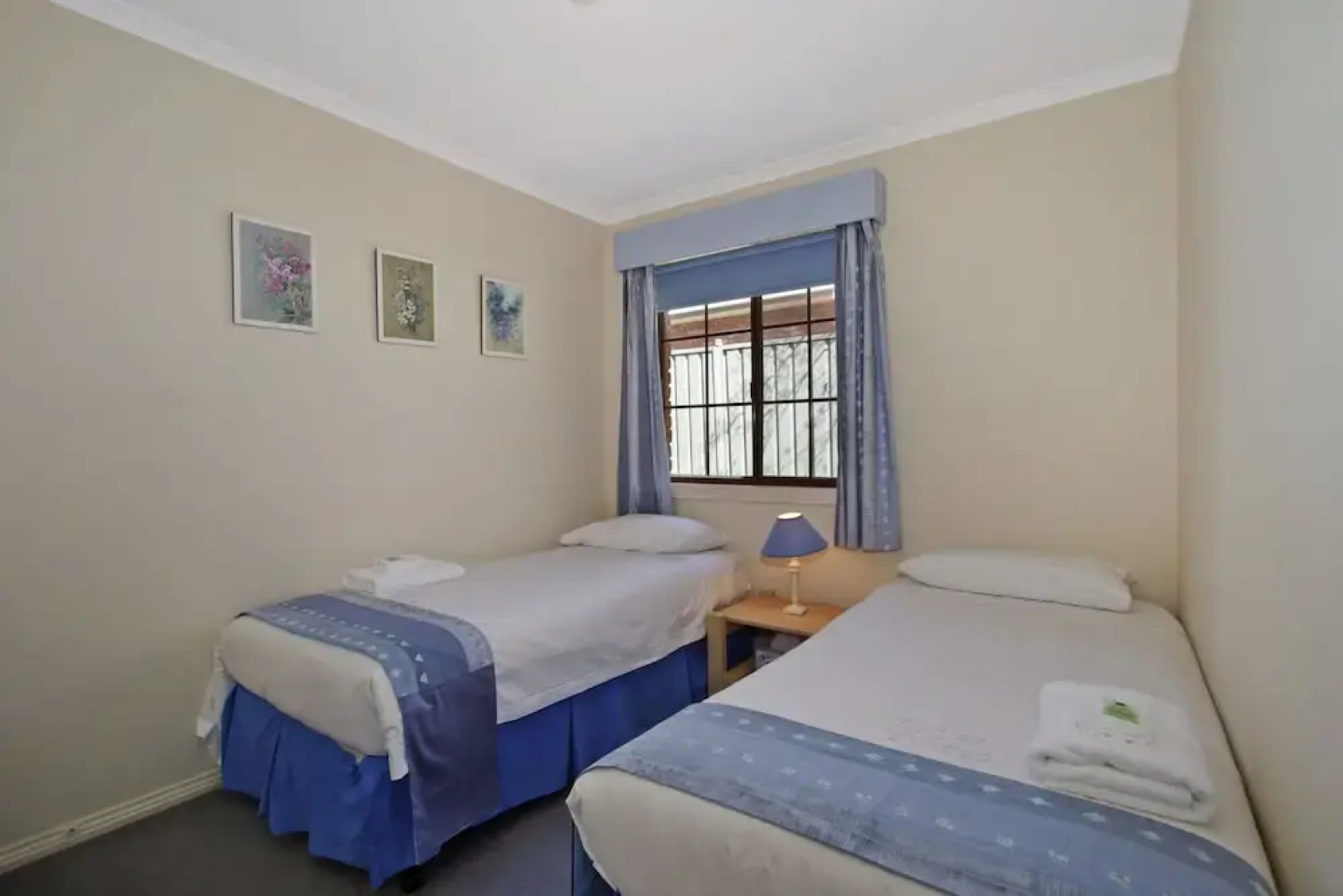 Oak Cottage - Tudor Village Unit 5