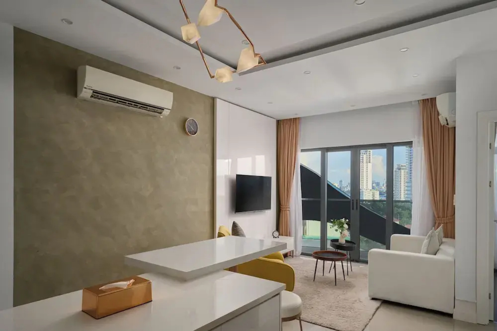 The Peninsula Phnom Penh