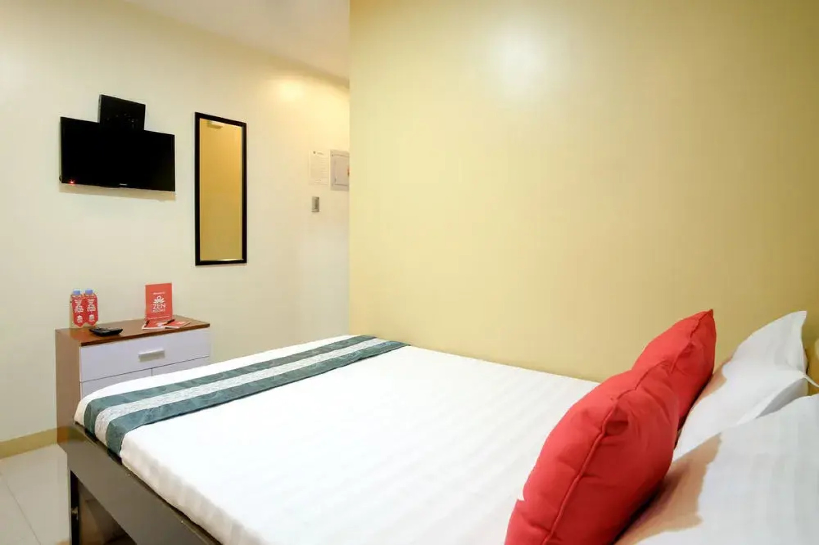 ZEN Rooms Libertad Railway Station