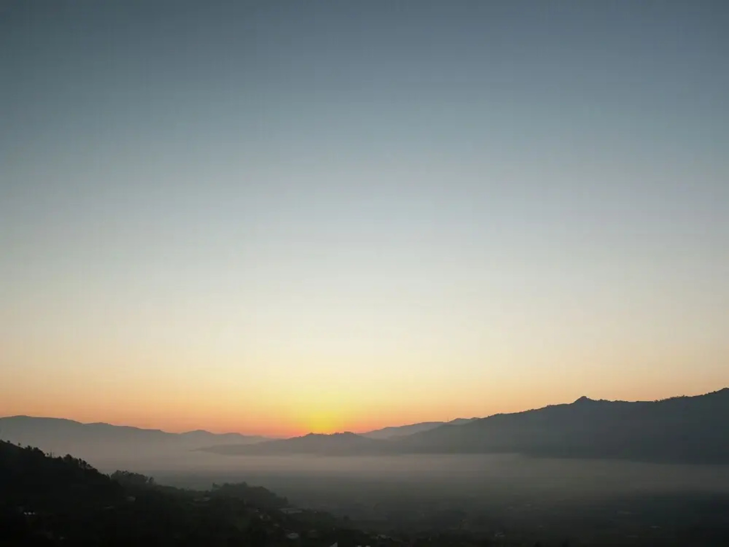 Very Spacious Apartment With Lots of Grandeur and Great Views