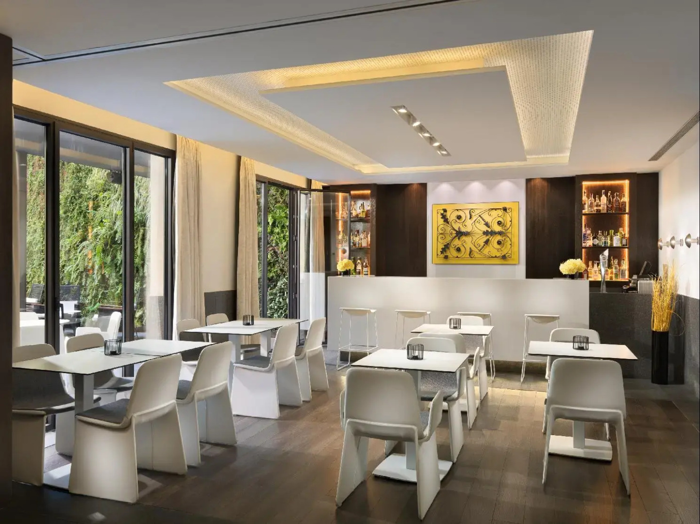 H10 Urquinaona Plaza