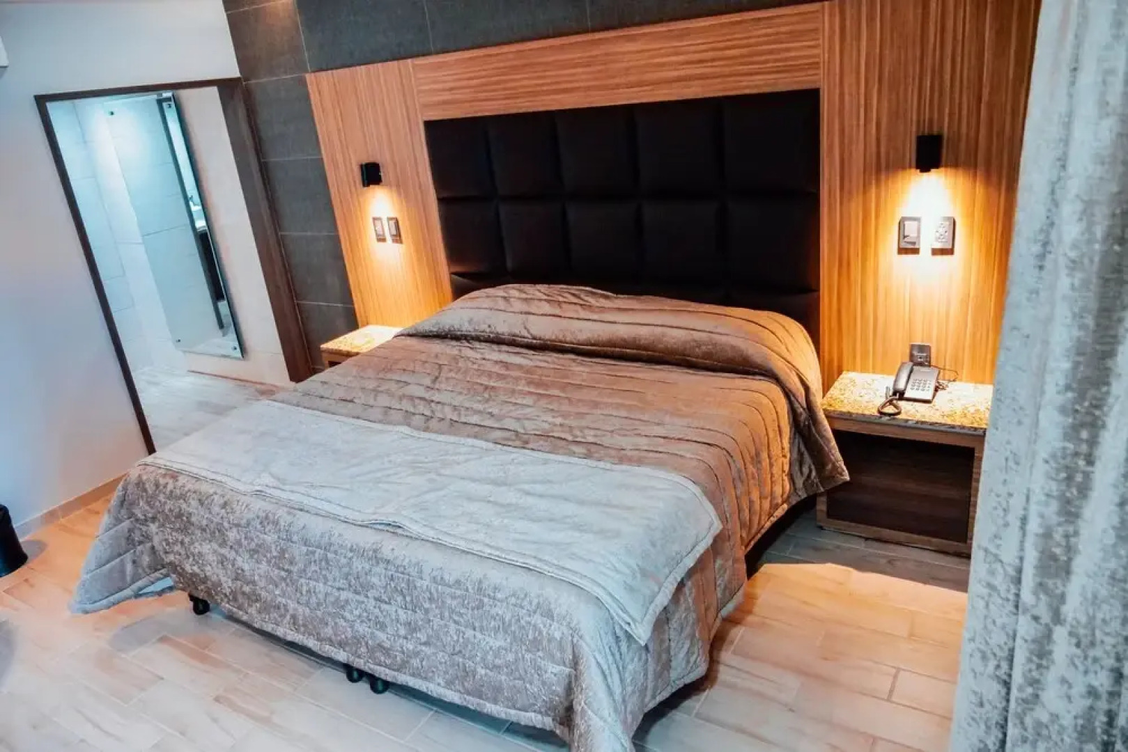 Kavia Meoqui Hotel & Suites