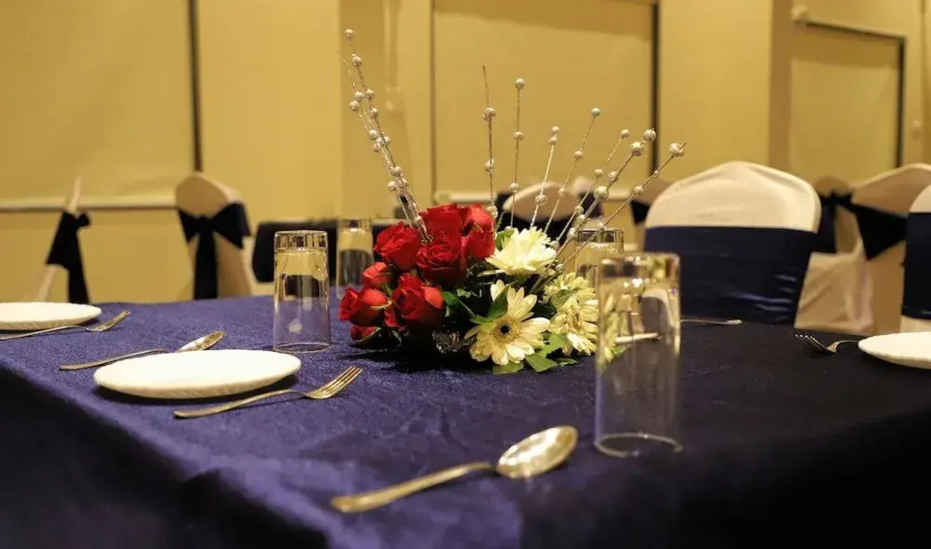 Sai Neem Tree Hotel