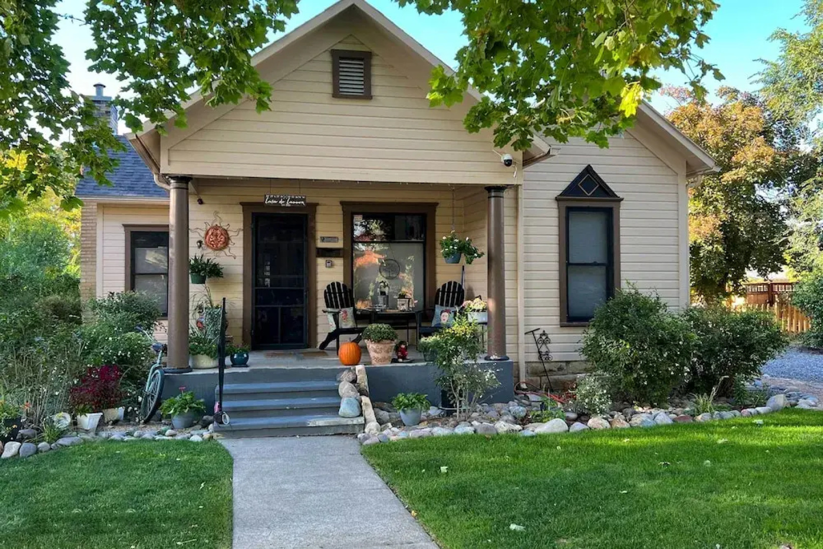 Lovely Montrose Home w/ Yard: Walk to Dtwn & Park!