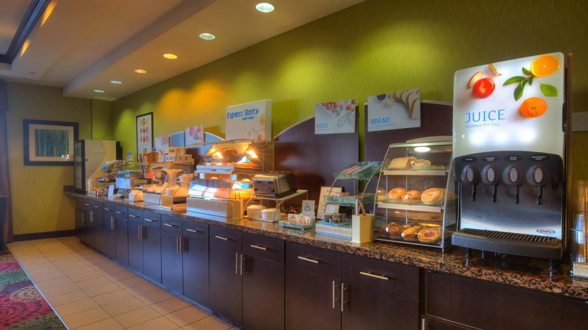 Holiday Inn Express & Suites Elk City
