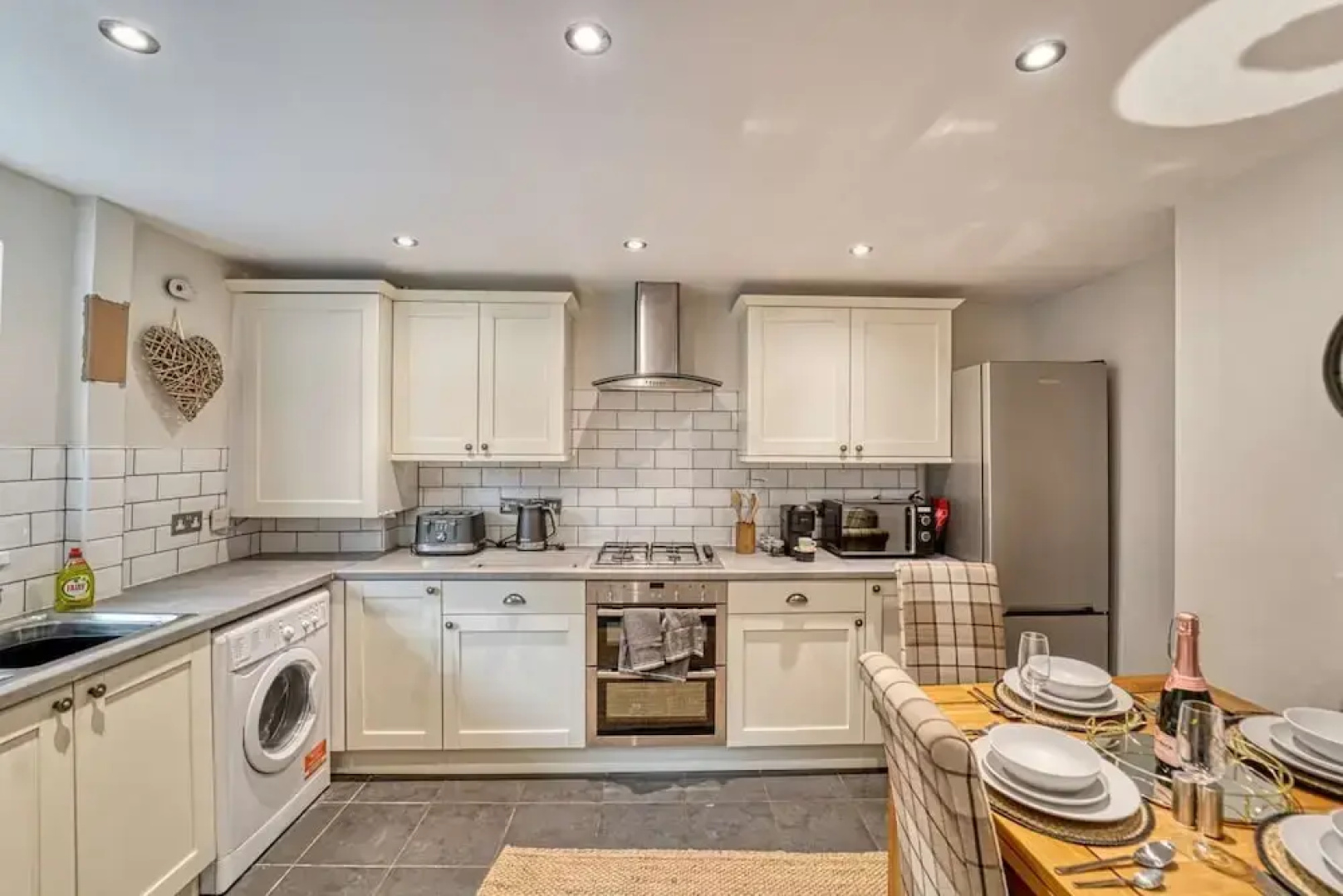 Host Stay Underhill House