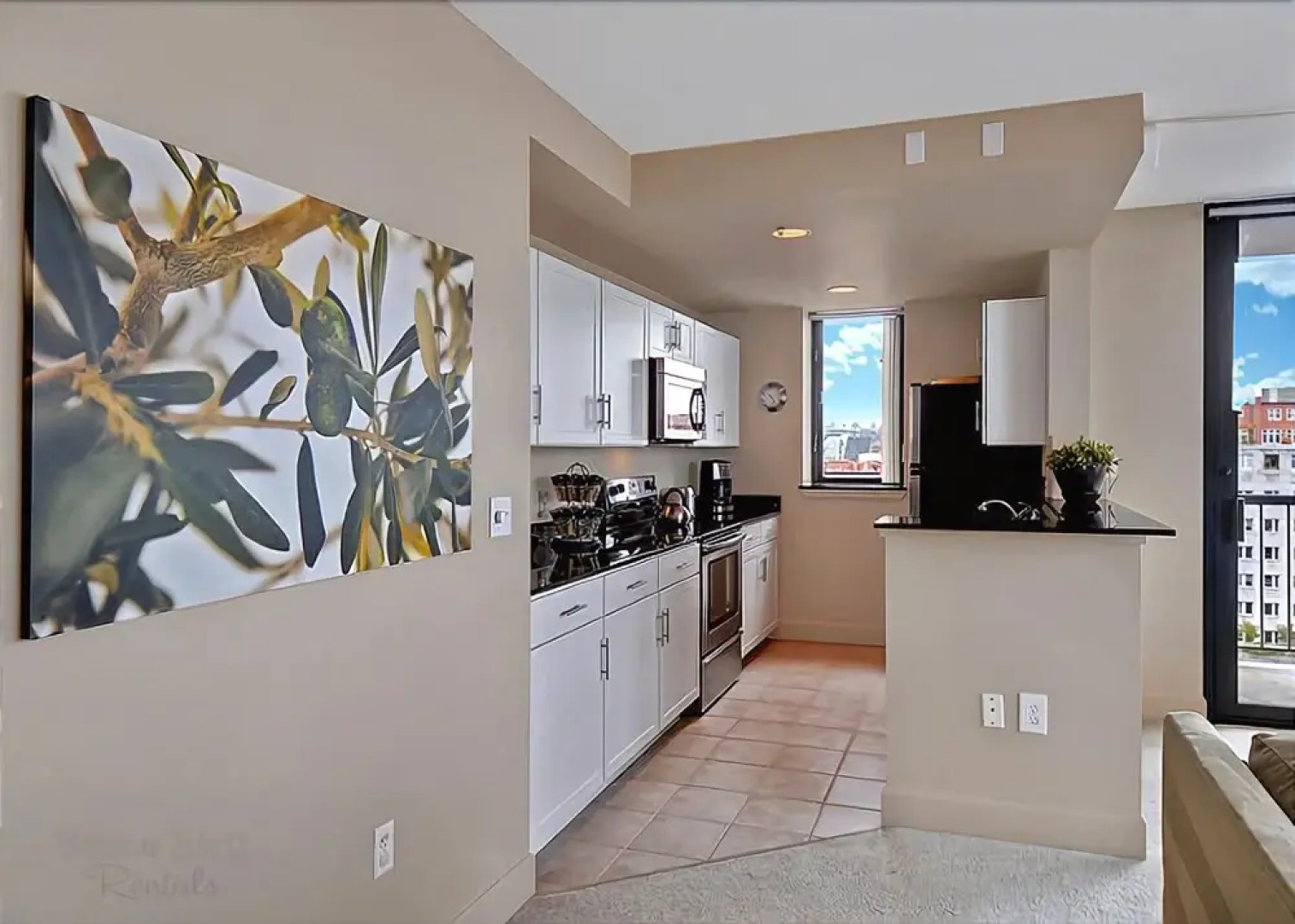 Harbor Steps Sound View Suite - Two Bedroom Apartment with Balcony