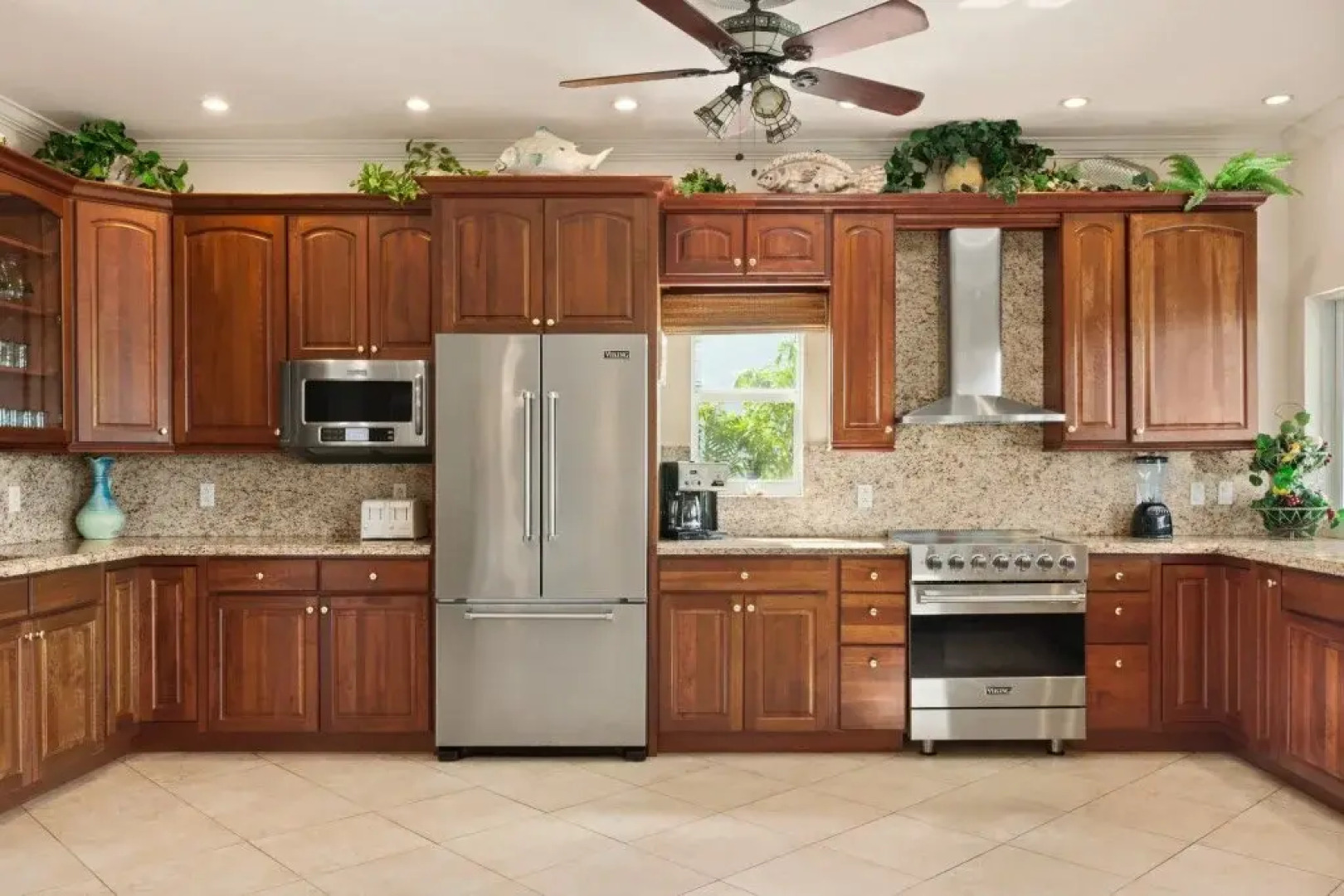 15 Coco Plum Beach access by RedAwning