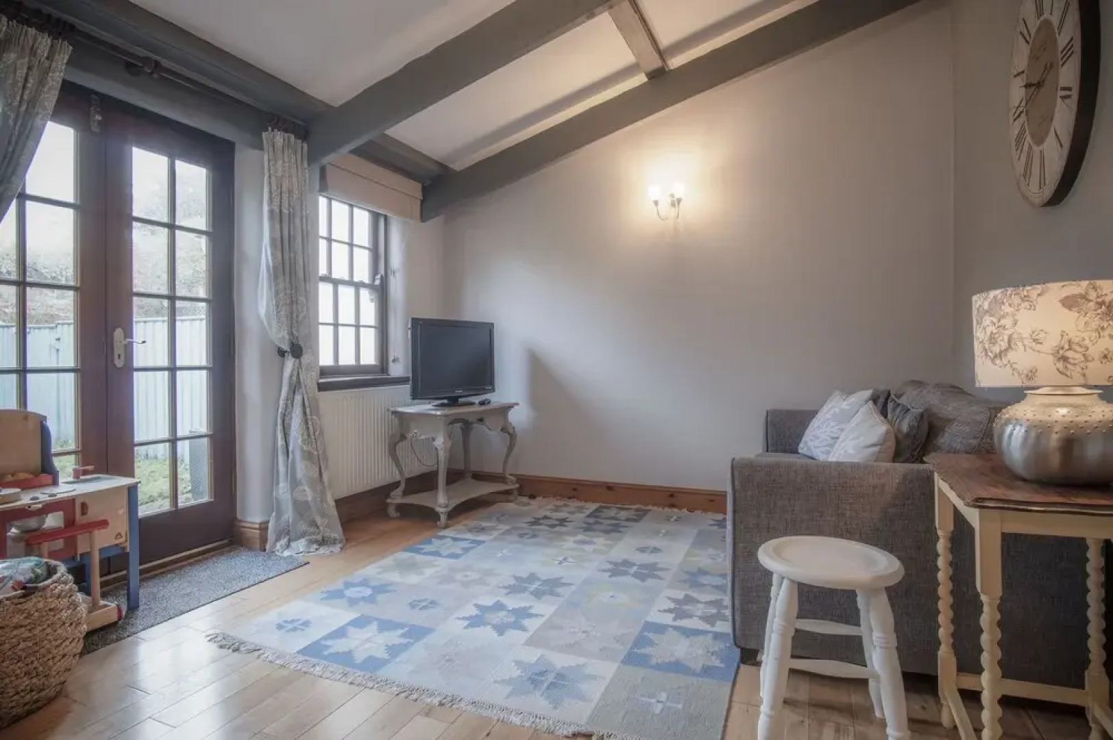 Tregoyr - 3 Bedroom Holiday Home - St Florence