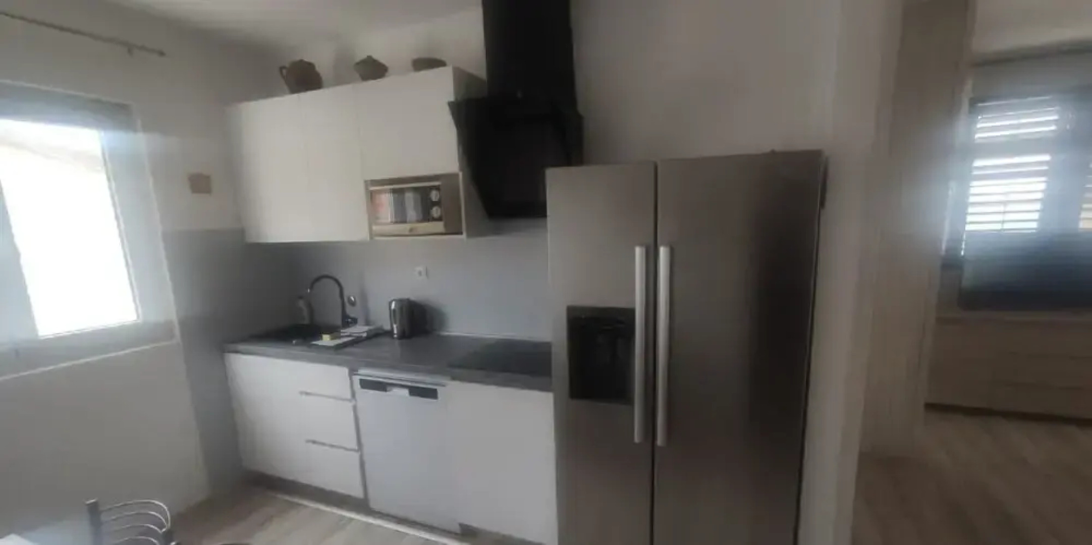 Mir - Free Parking - A5