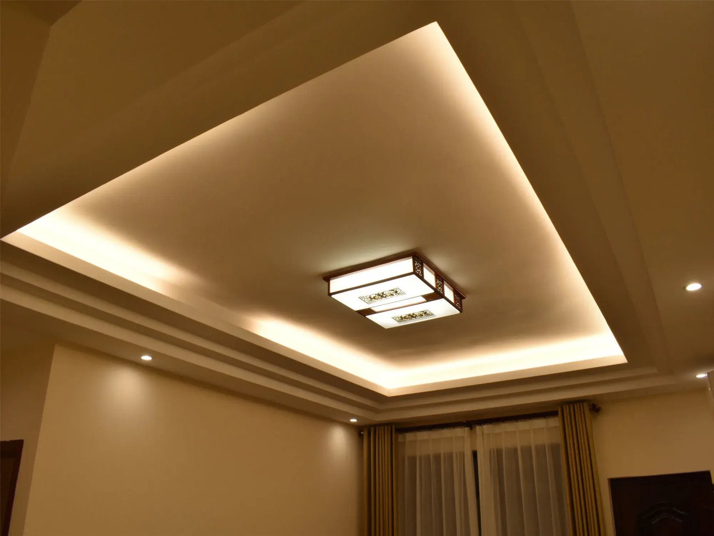 Yangshuo Mountain Top Retreat