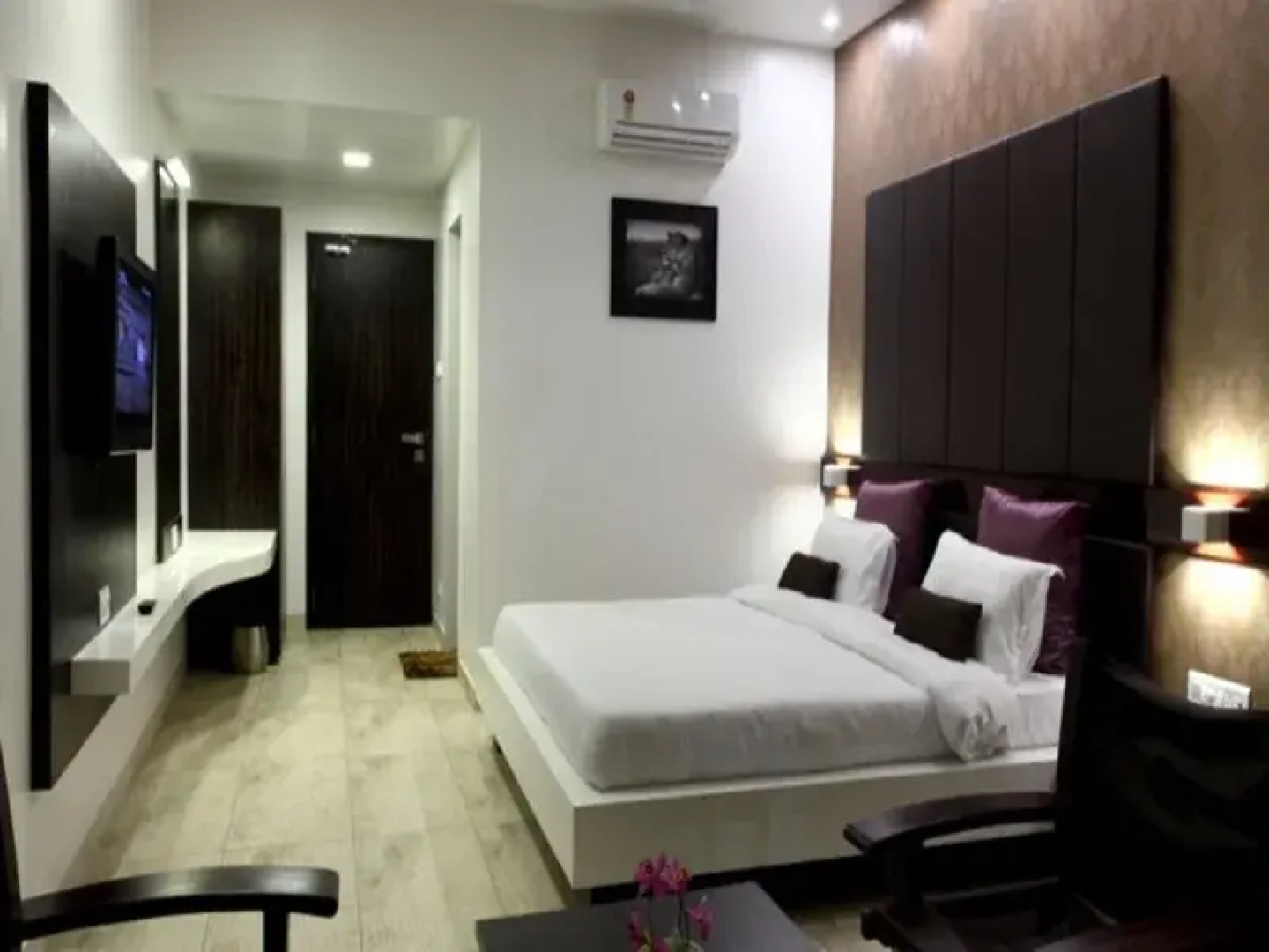 Hotel The Grand Daksh Somnath